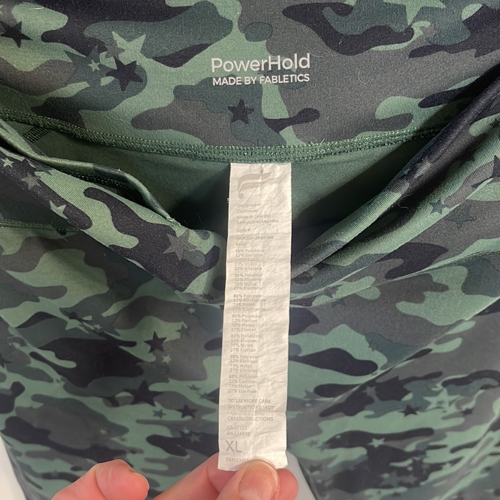 Fabletics shorts - Picture 2 of 3